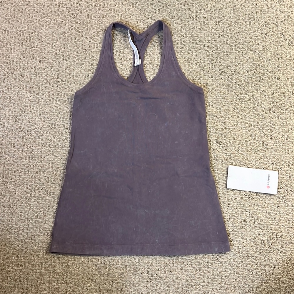 Lululemon tank top
